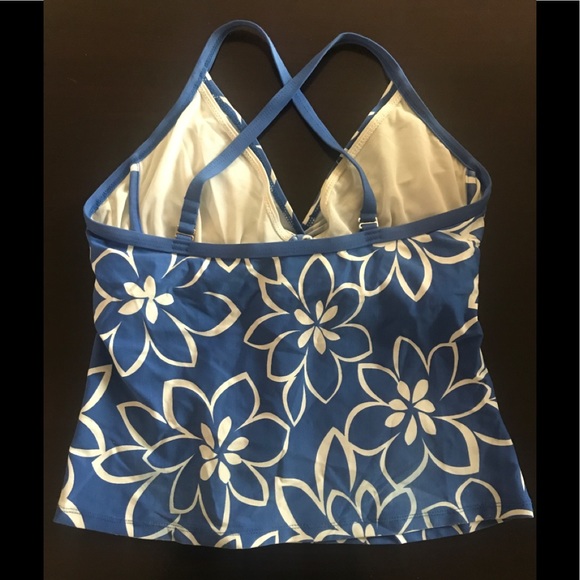 Underwire 2piece Swimsuit Size XL - Picture 2 of 6